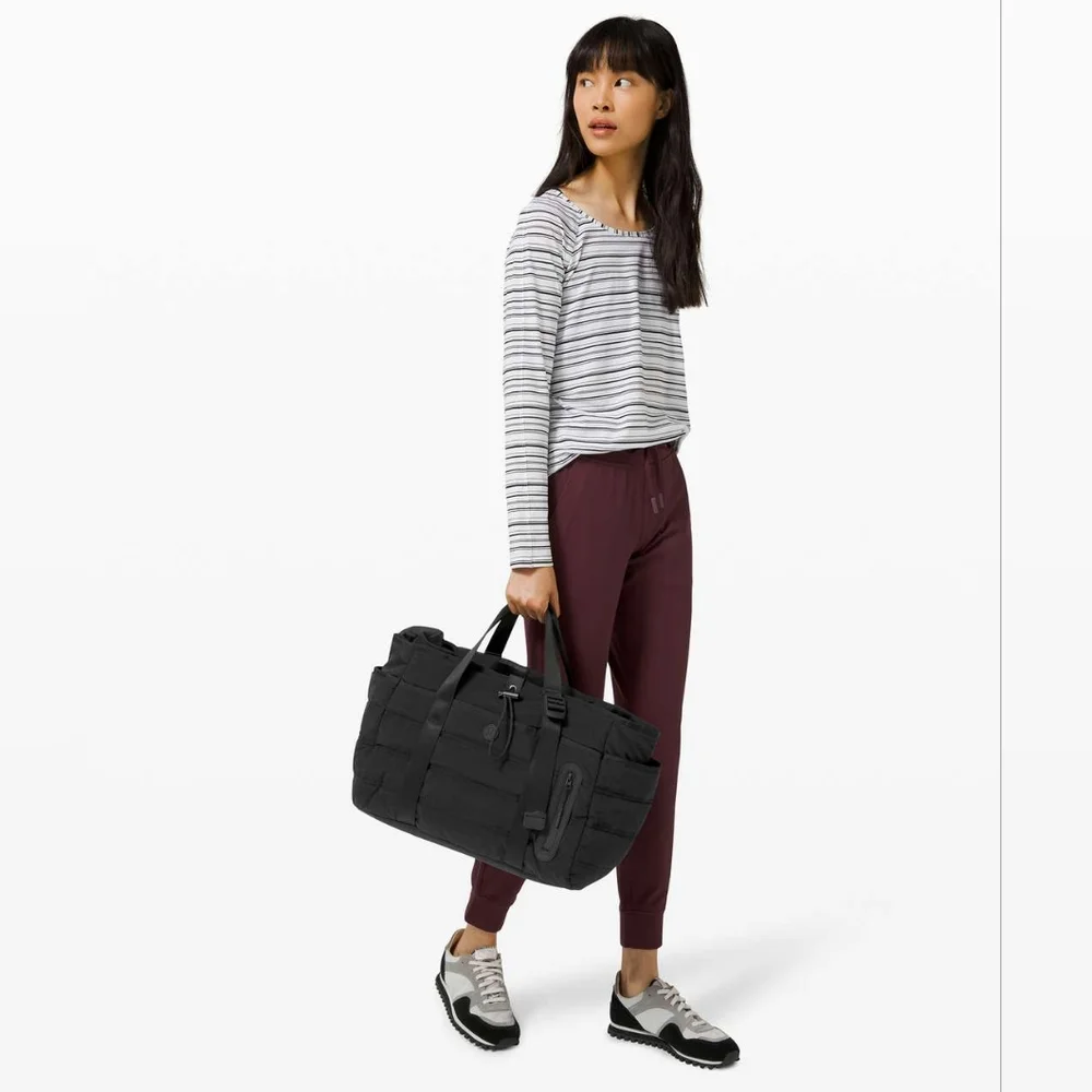 Rare!!! New!!! LULULEMON Dash All Day Duffel Bag 20L Black - Picture 3 of 16